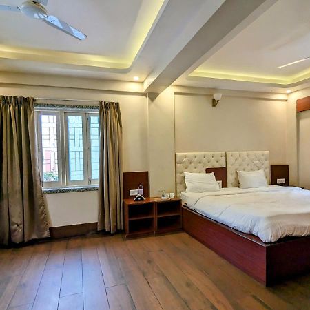 The Aster Enclave Hotel Kalkutta Kültér fotó