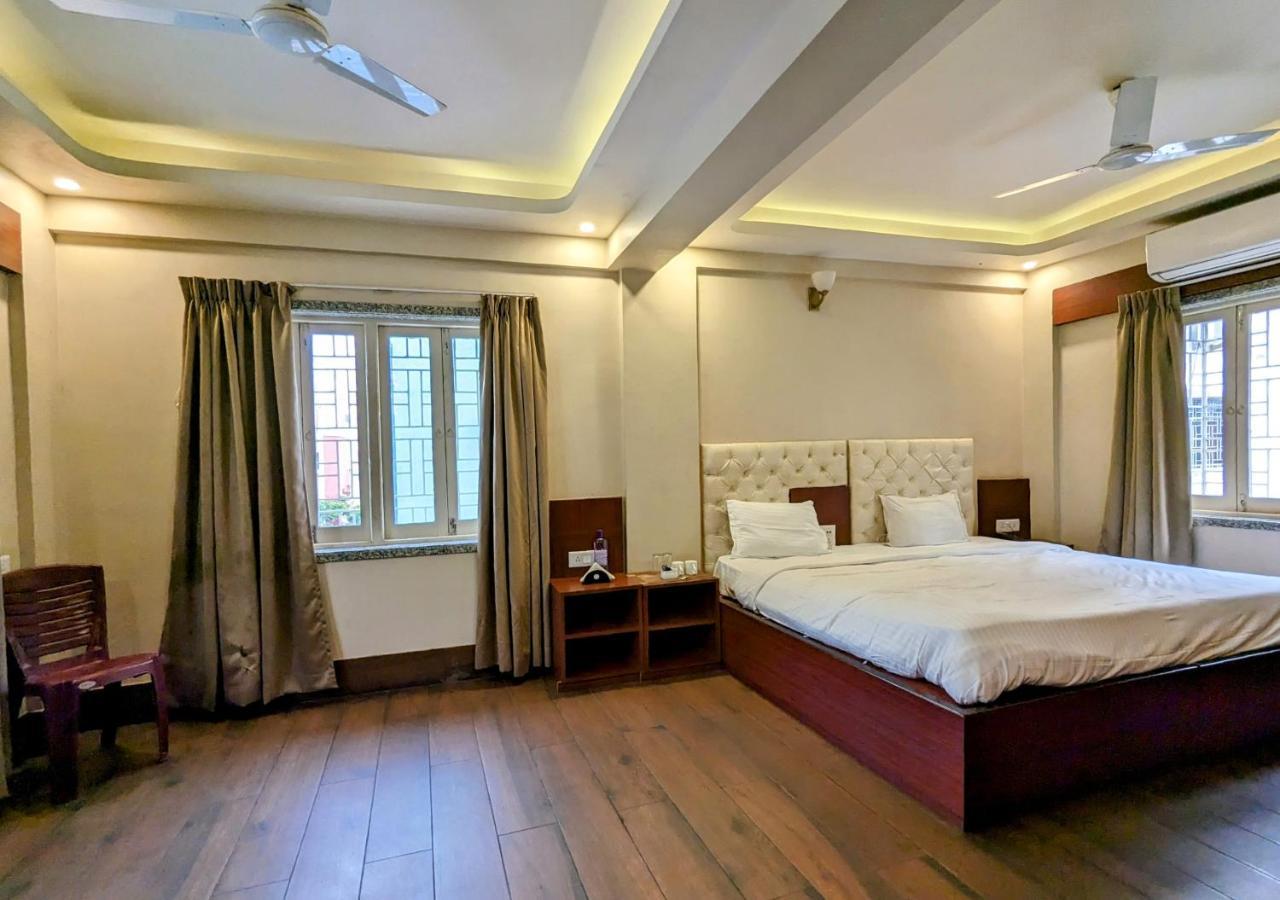 The Aster Enclave Hotel Kalkutta Kültér fotó