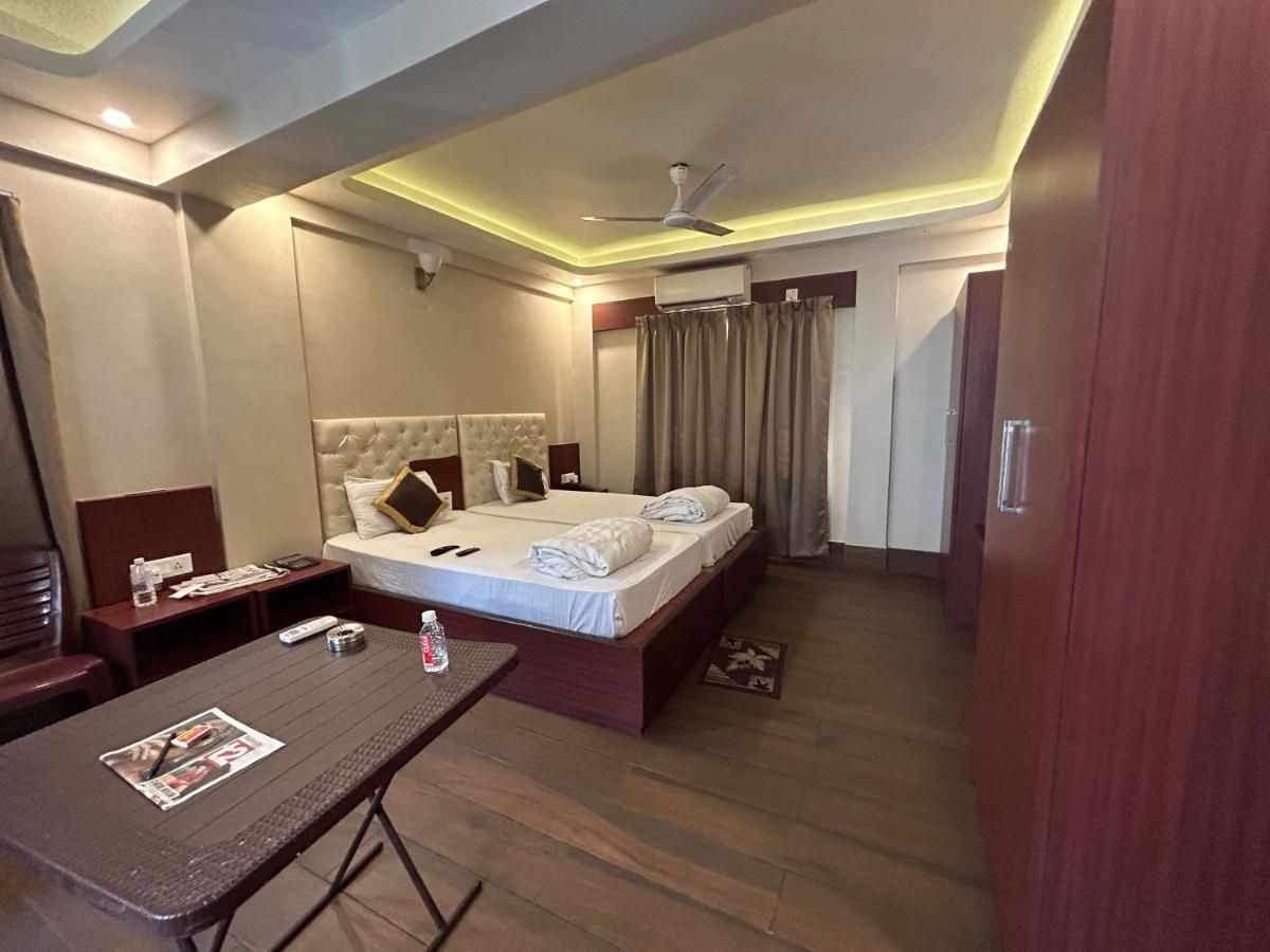 The Aster Enclave Hotel Kalkutta Kültér fotó